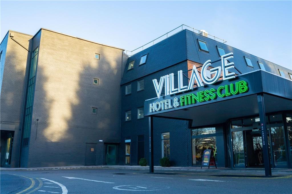 Village Hotel Bracknell Kültér fotó